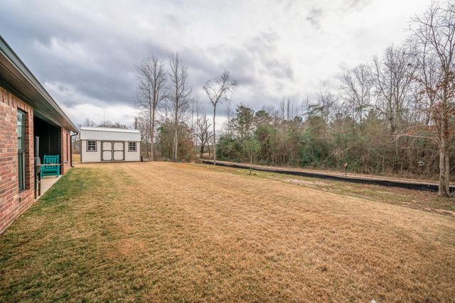 384 Clara LN, Kilgore, TX 75662