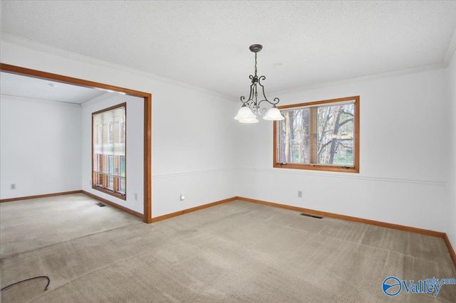 121 Fairington Road NW, Huntsville, AL 35806