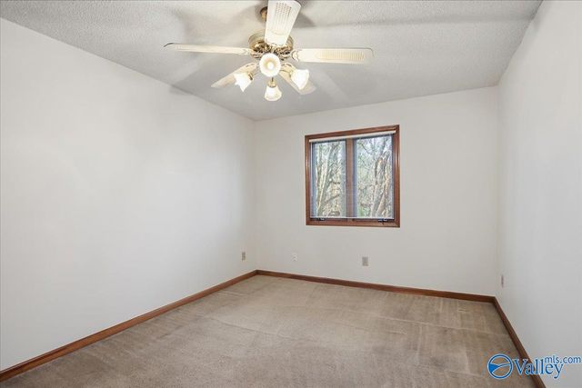 121 Fairington Road NW, Huntsville, AL 35806