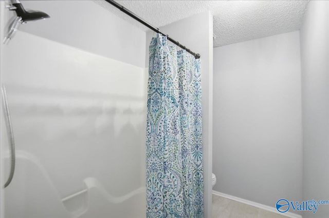 121 Fairington Road NW, Huntsville, AL 35806