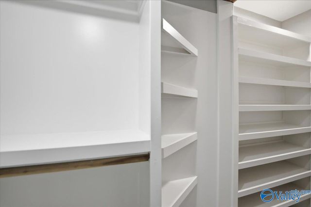 121 Fairington Road NW, Huntsville, AL 35806