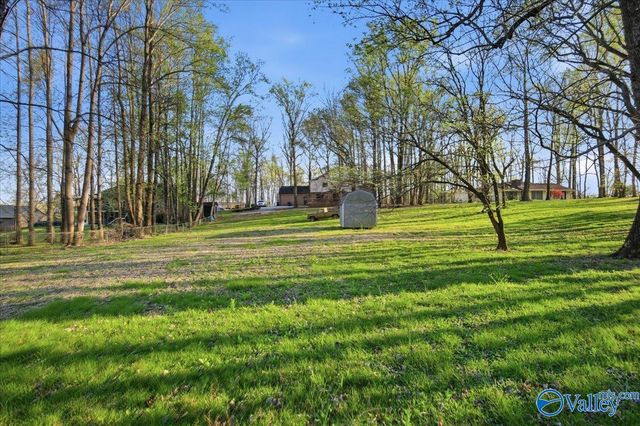 121 Fairington Road NW, Huntsville, AL 35806