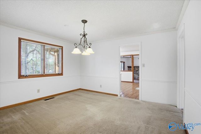 121 Fairington Road NW, Huntsville, AL 35806