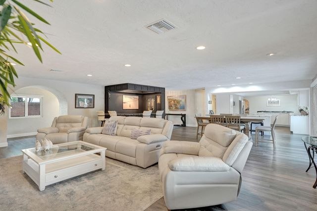 2831 NE 59TH Street, Fort Lauderdale, FL 33308