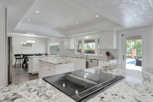2831 NE 59TH Street, Fort Lauderdale, FL 33308