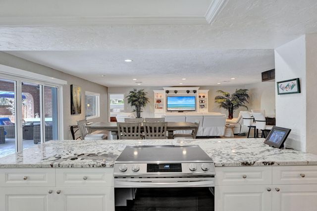 2831 NE 59TH Street, Fort Lauderdale, FL 33308