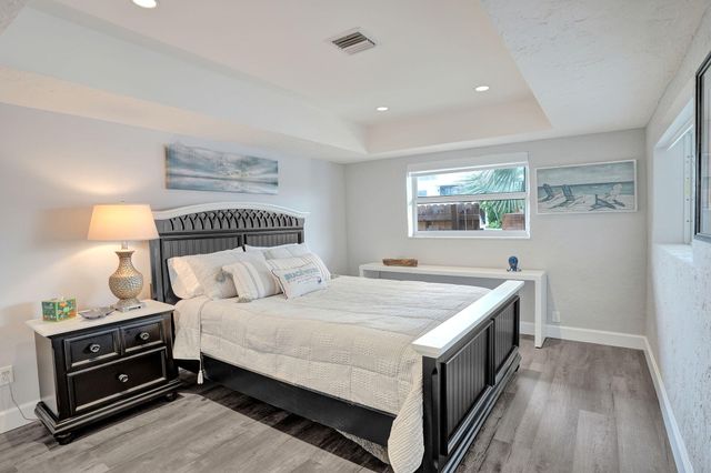 2831 NE 59TH Street, Fort Lauderdale, FL 33308