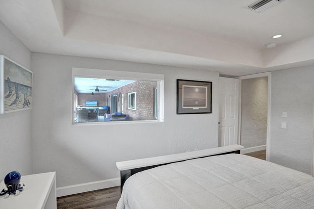 2831 NE 59TH Street, Fort Lauderdale, FL 33308
