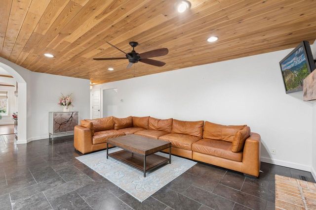 421 Butternut Lane SE, Saint Michael, MN 55376