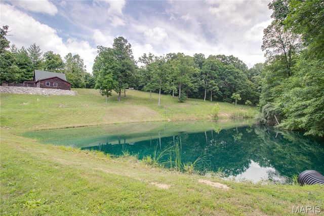 20095 Hidden Lakes Lane, Brighton, IL 62012