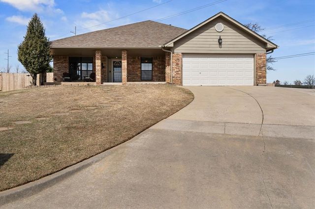 11537 Berkshire Court, Midwest City, OK 73130