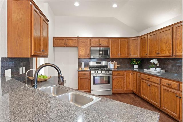 11537 Berkshire Court, Midwest City, OK 73130