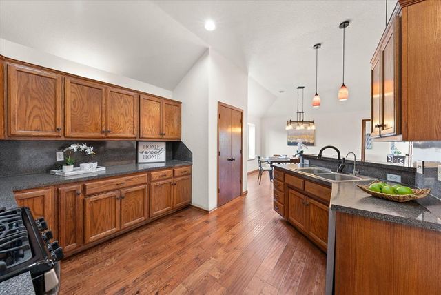 11537 Berkshire Court, Midwest City, OK 73130