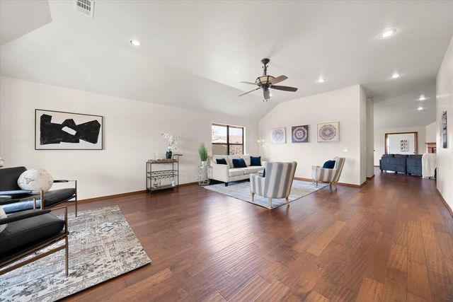 11537 Berkshire Court, Midwest City, OK 73130