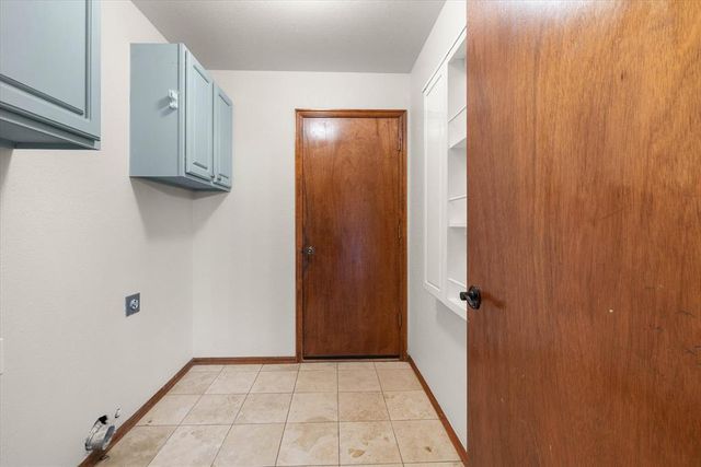 11537 Berkshire Court, Midwest City, OK 73130