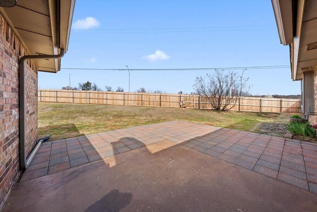11537 Berkshire Court, Midwest City, OK 73130