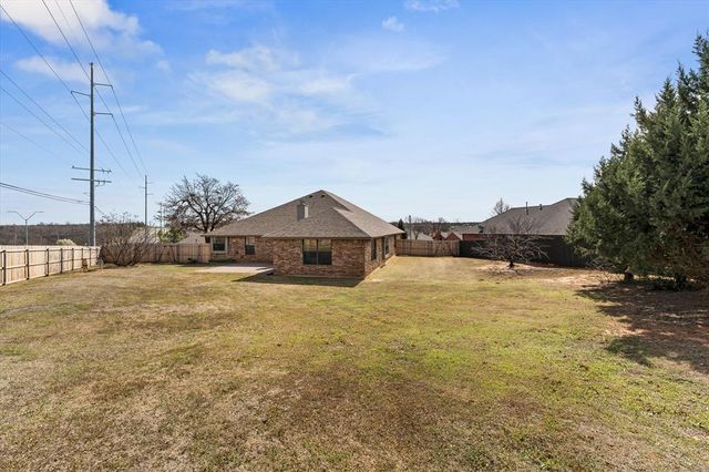 11537 Berkshire Court, Midwest City, OK 73130