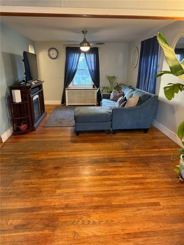 110 Park View Boulevard, Cranston, RI 02910