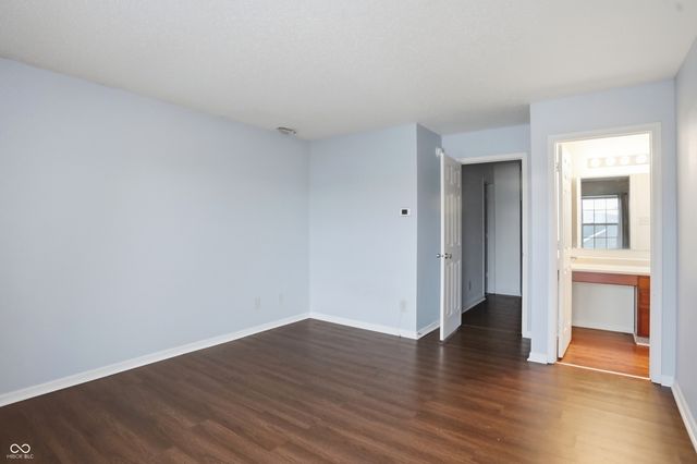 5804 Grassy Bank Drive, Indianapolis, IN 46237