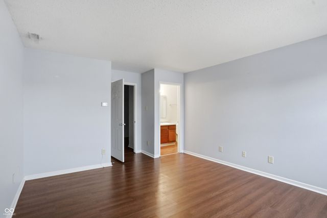 5804 Grassy Bank Drive, Indianapolis, IN 46237