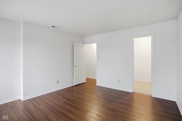 5804 Grassy Bank Drive, Indianapolis, IN 46237