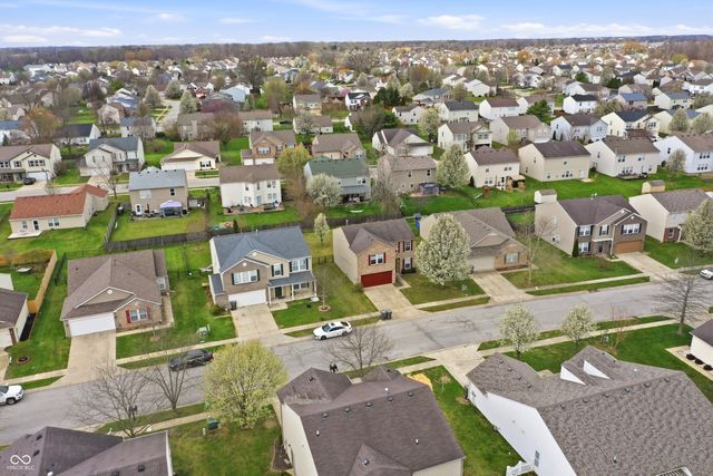 5804 Grassy Bank Drive, Indianapolis, IN 46237