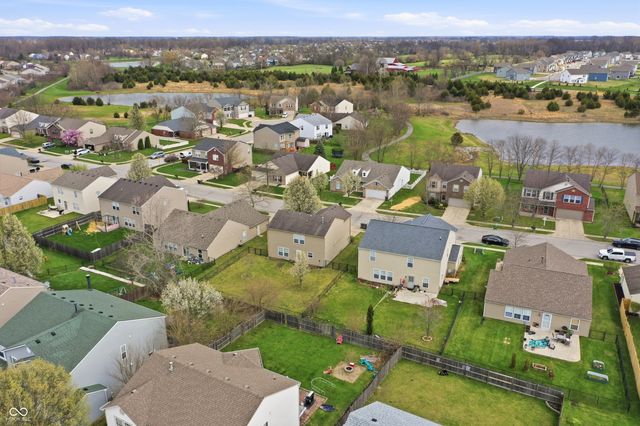 5804 Grassy Bank Drive, Indianapolis, IN 46237