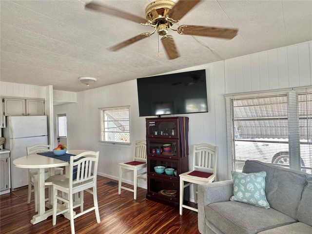 1501 25TH AVENUE DRIVE W, Bradenton, FL 34205