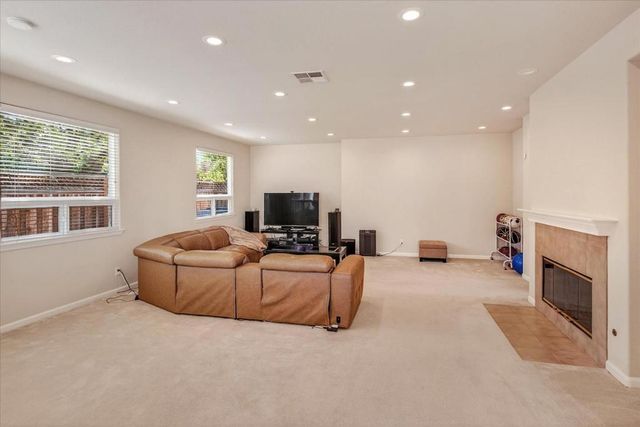 122 Piedmont Road, Milpitas, CA 95035