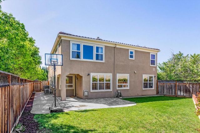 122 Piedmont Road, Milpitas, CA 95035