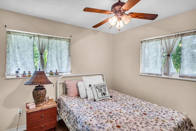 9302 Orange Avenue, Fort Pierce, FL 34945