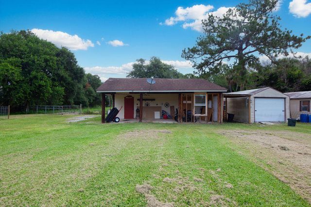 9302 Orange Avenue, Fort Pierce, FL 34945