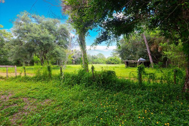 9302 Orange Avenue, Fort Pierce, FL 34945