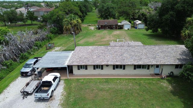 9302 Orange Avenue, Fort Pierce, FL 34945