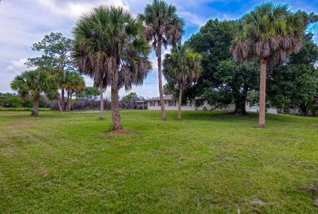 9302 Orange Avenue, Fort Pierce, FL 34945