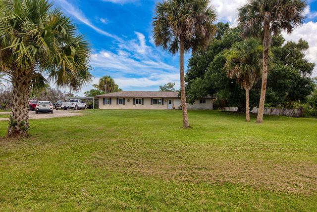 9302 Orange Avenue, Fort Pierce, FL 34945