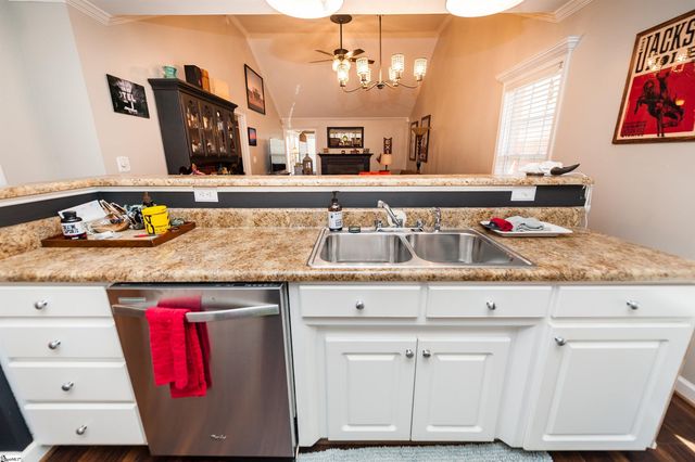 423 Rexford Drive, Moore, SC 29369