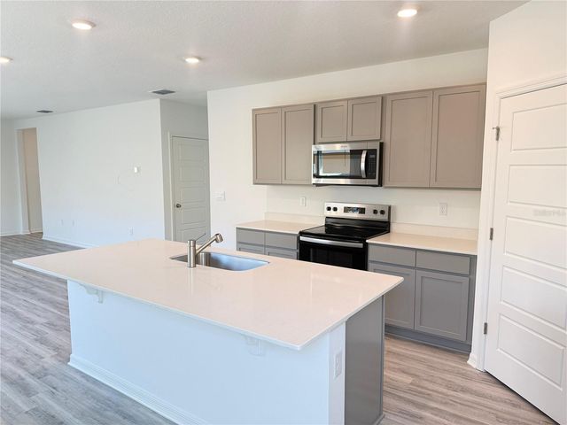 3731 POINT SUR COURT, Davenport, FL 33837