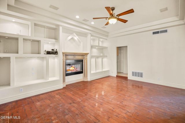 1329 Whirlaway Drive, El Paso, TX 79936