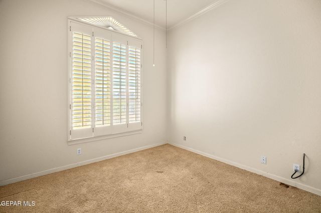 1329 Whirlaway Drive, El Paso, TX 79936