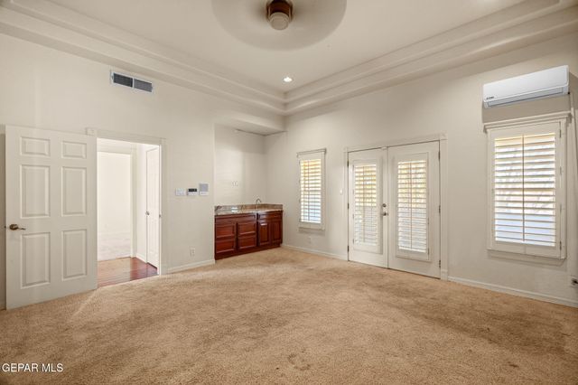 1329 Whirlaway Drive, El Paso, TX 79936