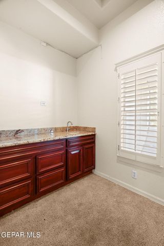 1329 Whirlaway Drive, El Paso, TX 79936