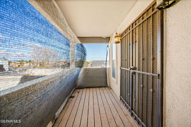 1329 Whirlaway Drive, El Paso, TX 79936