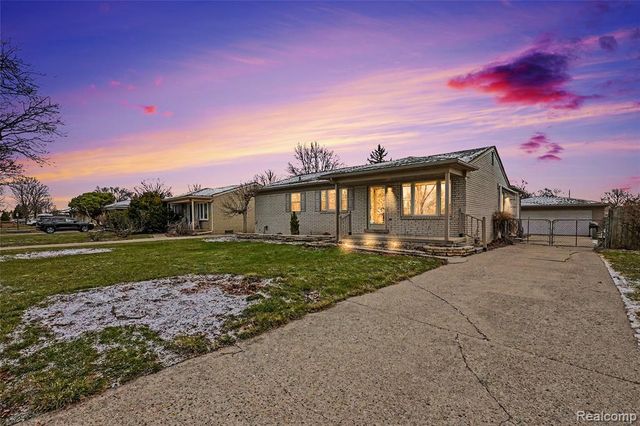 41174 Bernard Drive, Sterling Heights, MI 48313