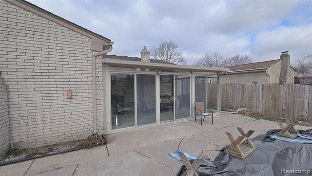 41174 Bernard Drive, Sterling Heights, MI 48313