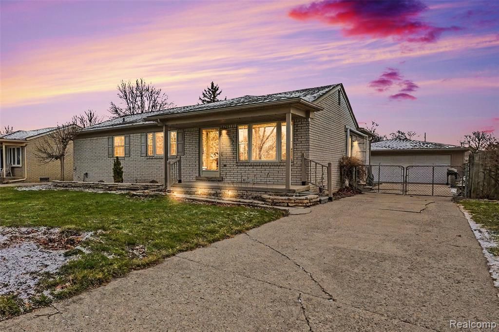 41174 Bernard Drive, Sterling Heights, MI 48313