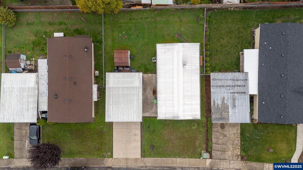 Image 23 of property listing at 1419 NW 8th St, Mcminnville, OR 97128