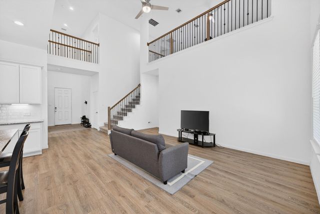 1502 Crystal Falls Drive, Montgomery, TX 77316