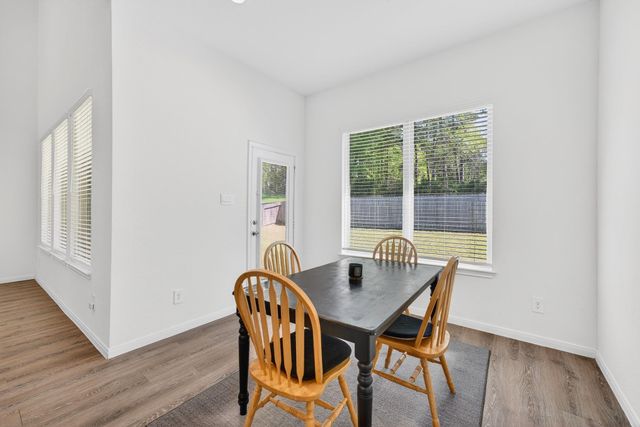 1502 Crystal Falls Drive, Montgomery, TX 77316