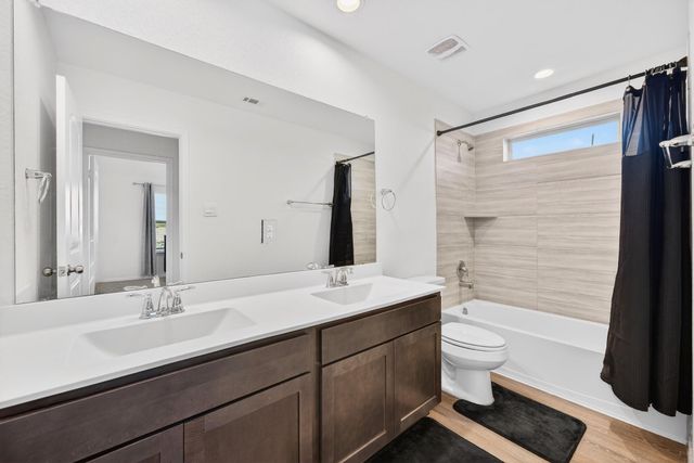 1502 Crystal Falls Drive, Montgomery, TX 77316